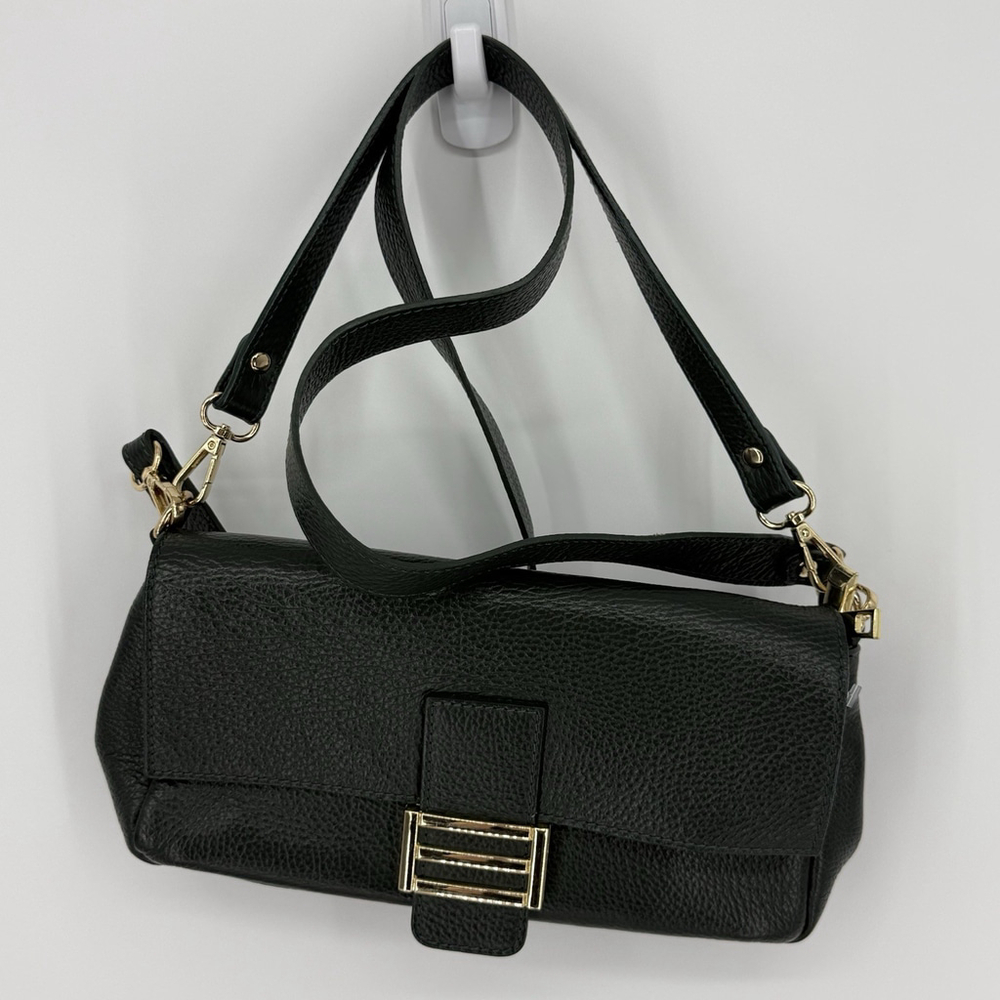 DIVINA FIRENZE Green Italian Leather Baquette Flap Over Pebbled Shoulder Bag